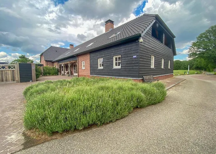 Lodge Slabroek