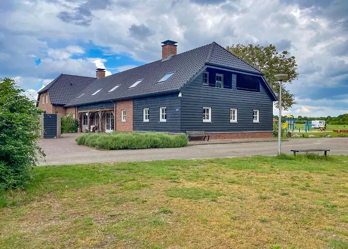 Lodge Slabroek